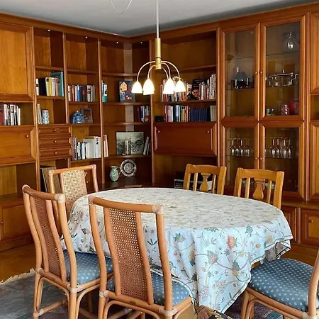 Grosszuegige Wohnung Zum Wohlfuehlen Mit 120Qm Gaggenau Buitenkant foto